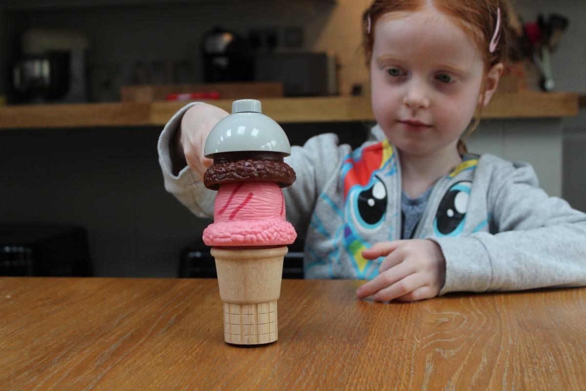 Melissa and Doug Scoop & Stack Ice Cream Cone Playset Review
