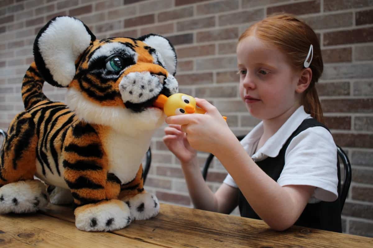 tiger toy that moves