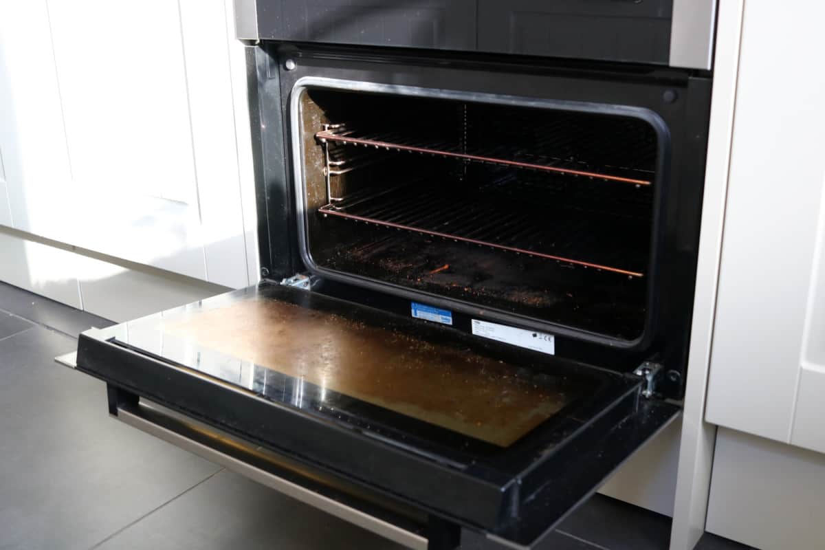 Start the Spring Cleaning with Ovenclean