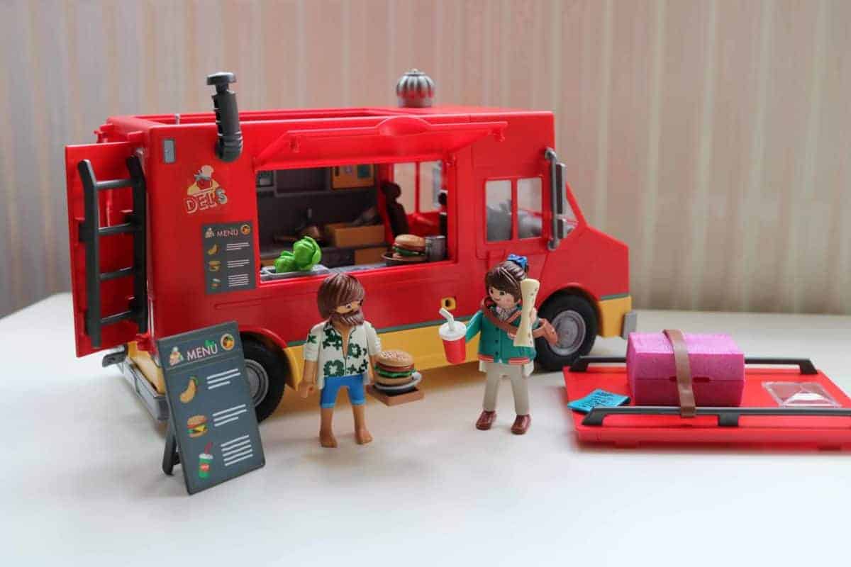 playmobil movie food truck