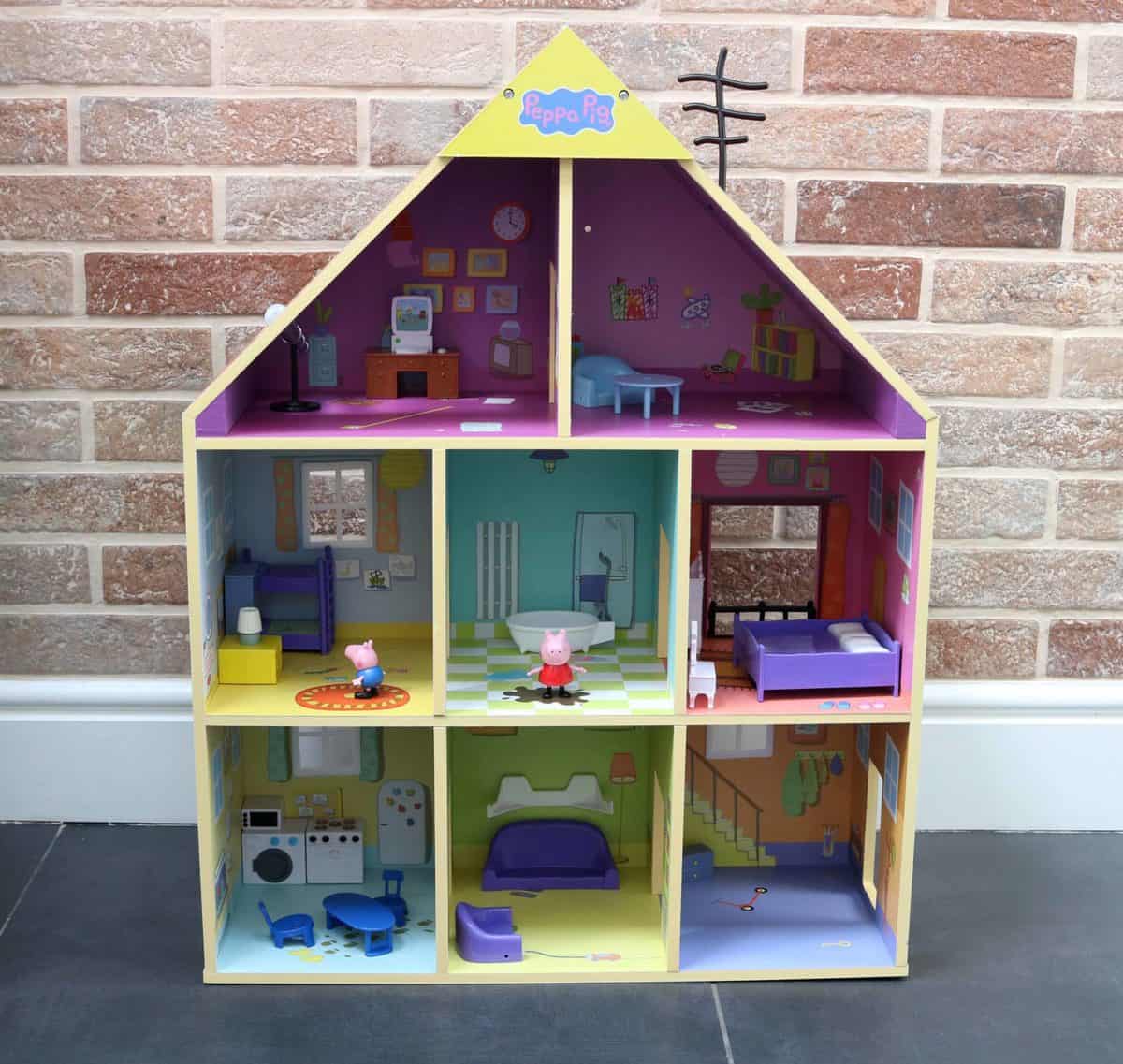 Dollhouse Made From Various Wooden Characters Background, Peppa