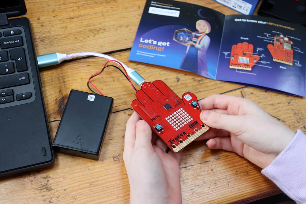 BBC Doctor Who HiFive Inventor Coding Kit