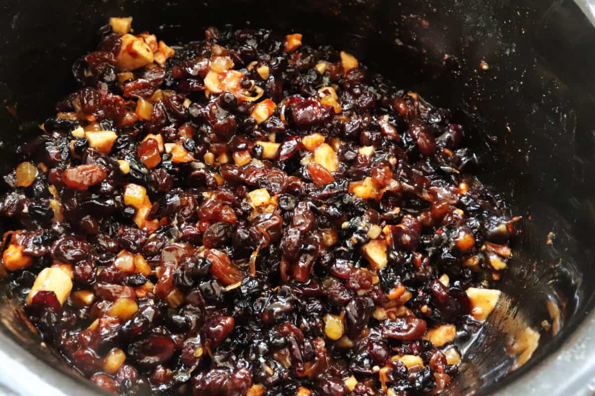 Christmas Slow Cooker Mincemeat Recipe