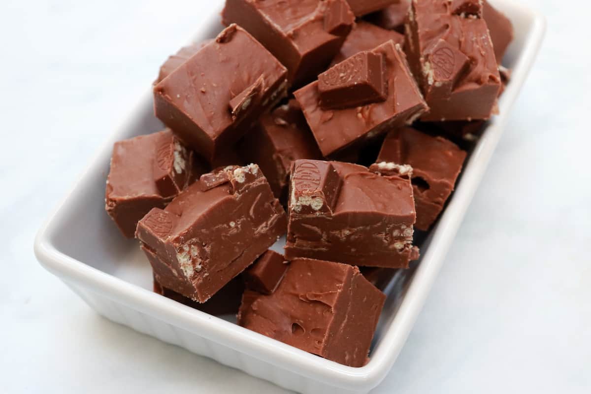 Slow Cooker Kit Kat Fudge Recipe