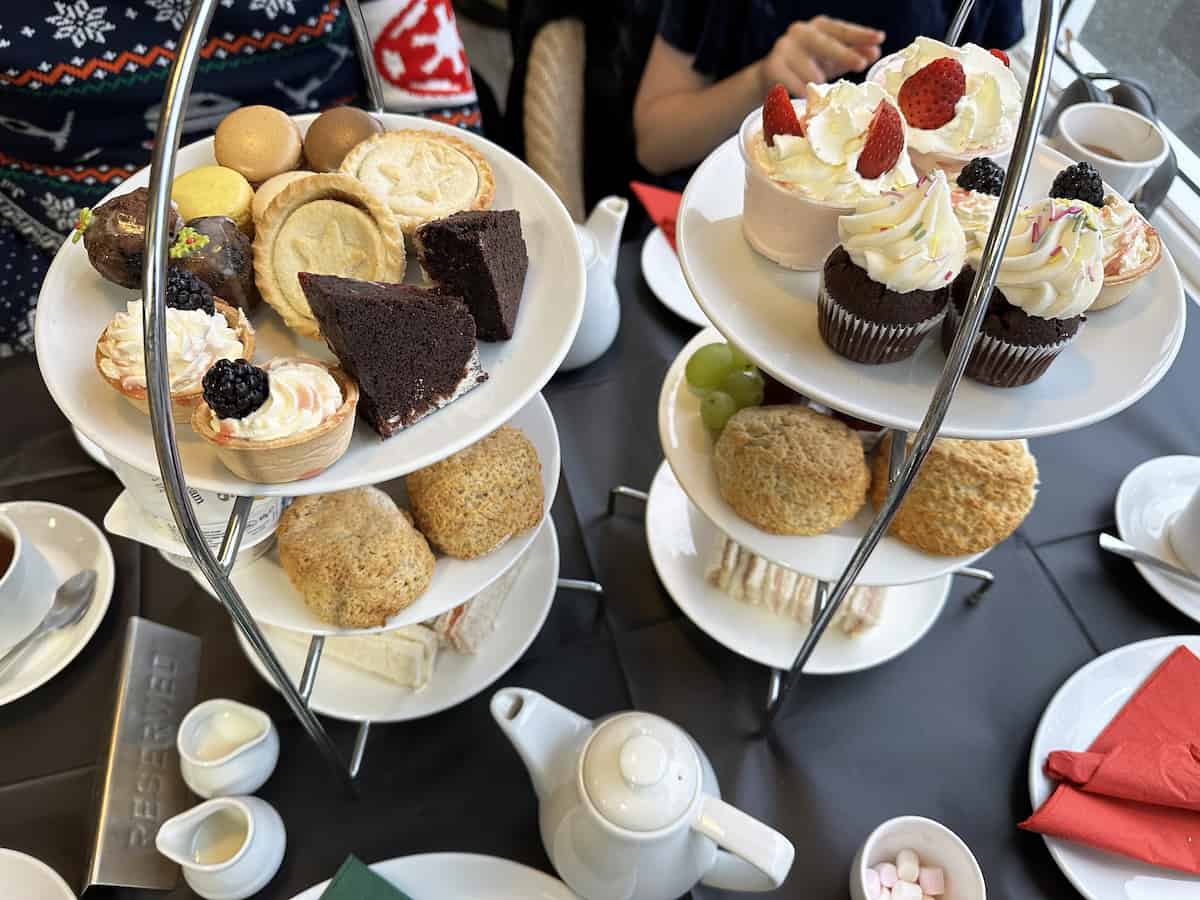 dobbies-afternoon-tea-review-what-the-redhead-said